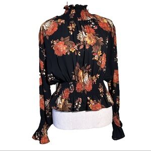 Shinestar black floral long sleeve blouse